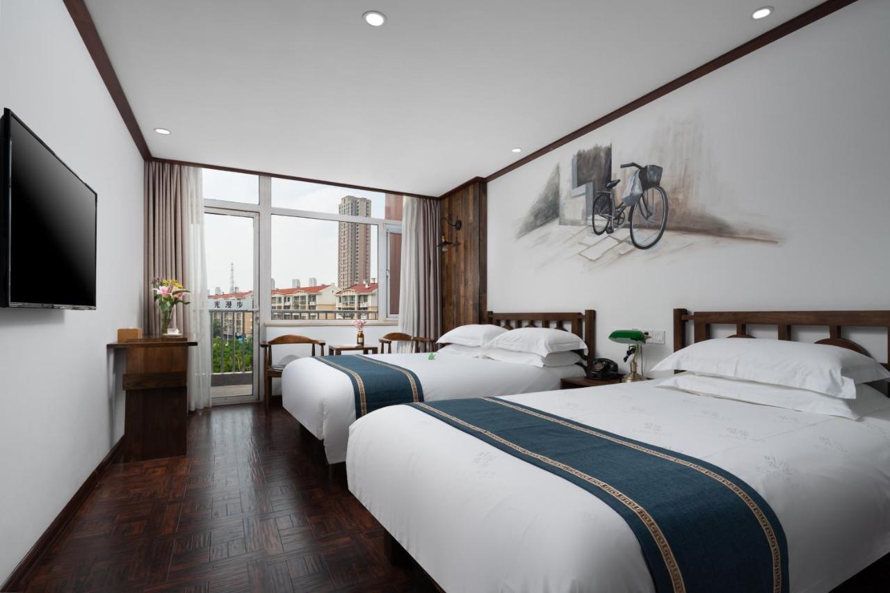 Nostalgia Hotel Near Tianjin Polar Ocean Word- Tianjin Fonte Joy World, 10 Minutes Drive Away From Tianjin Tanggu High-Speed Railway Station, Free Ice-Cream, Mineral Water, Snacks And Laundry Service, English Communication Well ภายนอก รูปภาพ