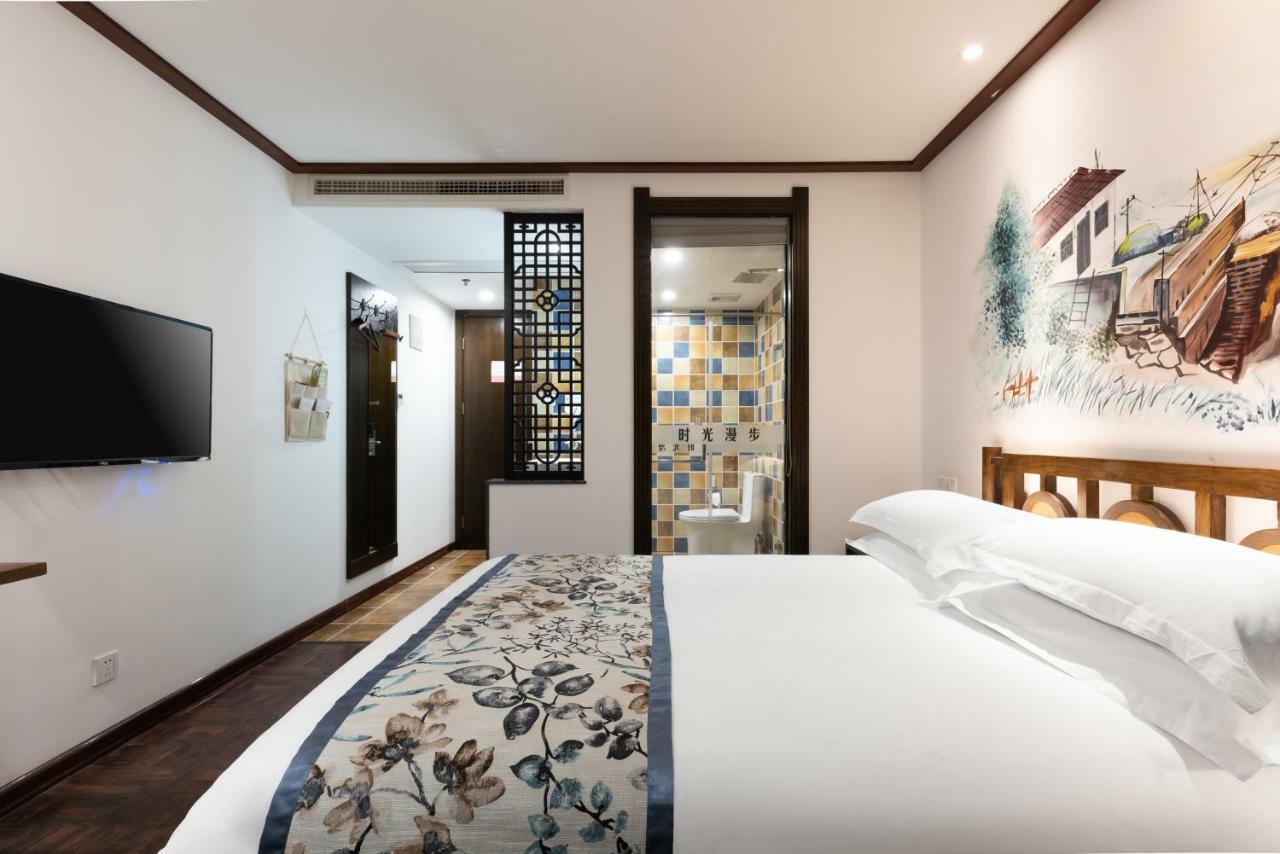 Nostalgia Hotel Near Tianjin Polar Ocean Word- Tianjin Fonte Joy World, 10 Minutes Drive Away From Tianjin Tanggu High-Speed Railway Station, Free Ice-Cream, Mineral Water, Snacks And Laundry Service, English Communication Well ภายนอก รูปภาพ