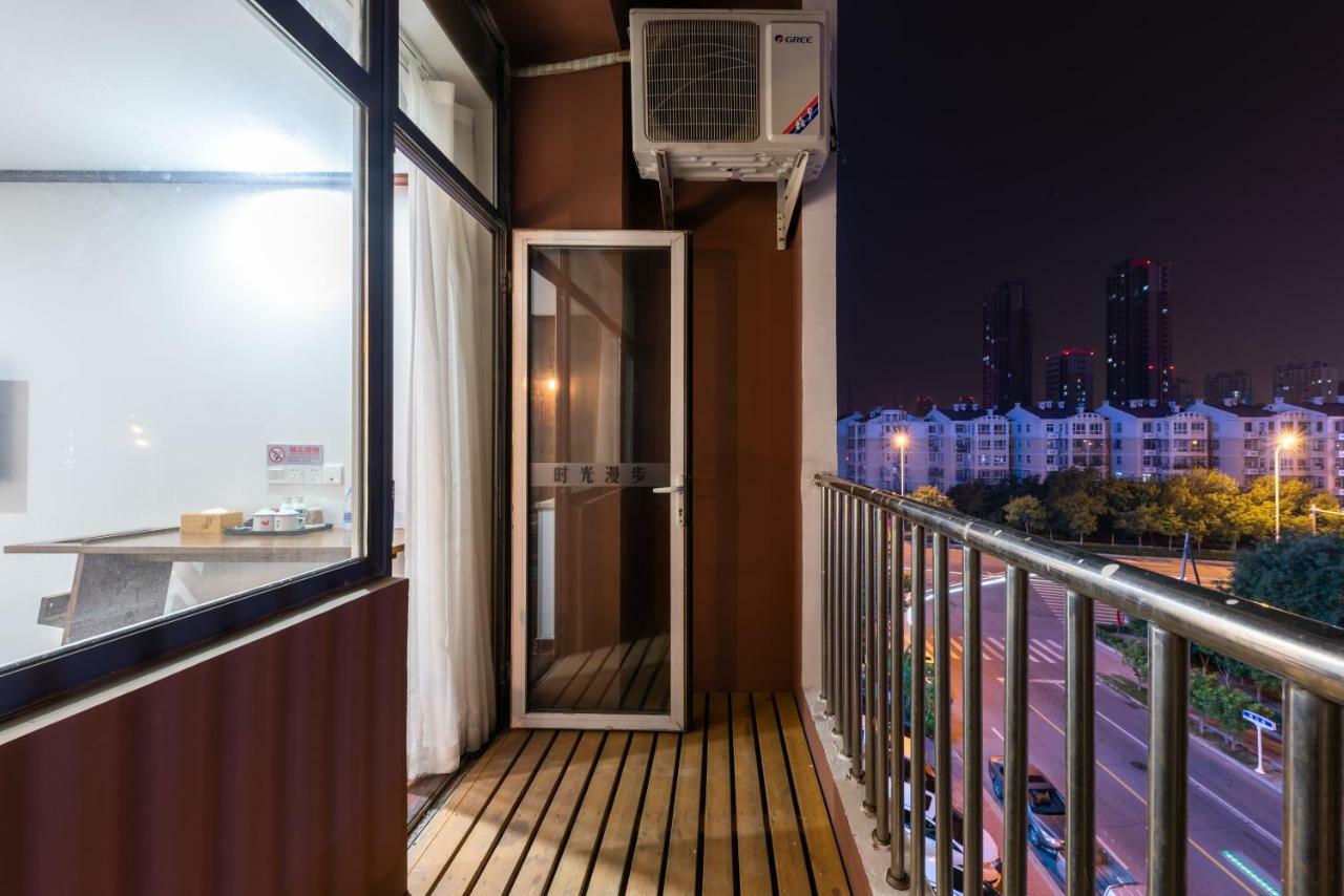 Nostalgia Hotel Near Tianjin Polar Ocean Word- Tianjin Fonte Joy World, 10 Minutes Drive Away From Tianjin Tanggu High-Speed Railway Station, Free Ice-Cream, Mineral Water, Snacks And Laundry Service, English Communication Well ภายนอก รูปภาพ