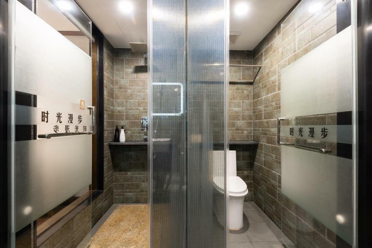 Nostalgia Hotel Near Tianjin Polar Ocean Word- Tianjin Fonte Joy World, 10 Minutes Drive Away From Tianjin Tanggu High-Speed Railway Station, Free Ice-Cream, Mineral Water, Snacks And Laundry Service, English Communication Well ภายนอก รูปภาพ